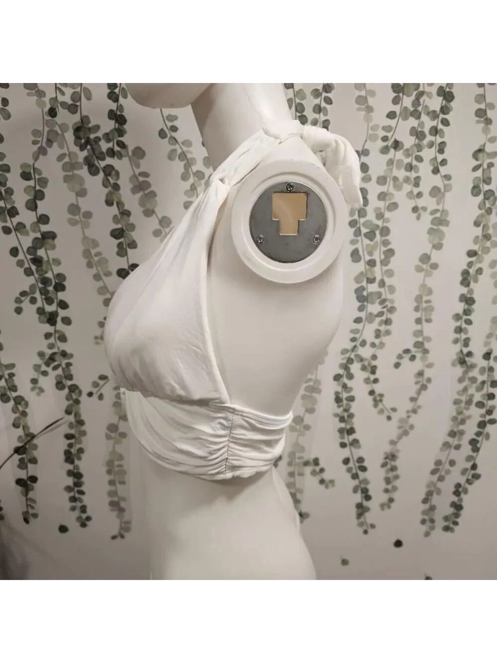 NWOT Carmen Marc Valvo White Swimsuit Top Size L - Picture 6 of 8